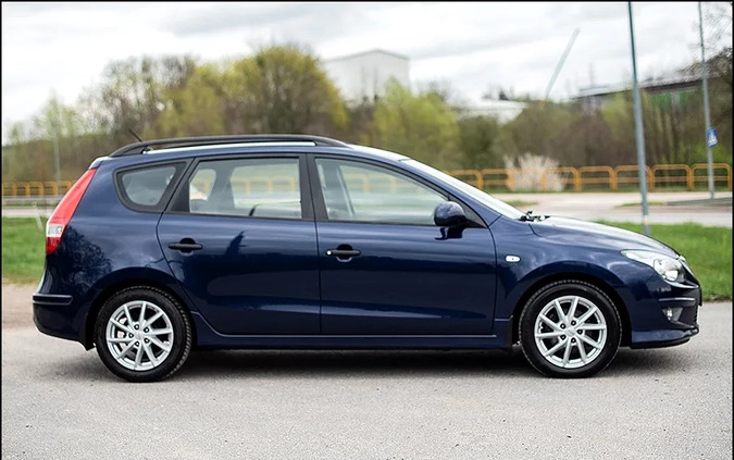Hyundai I30 cena 19900 przebieg: 150000, rok produkcji 2012 z Elbląg małe 596